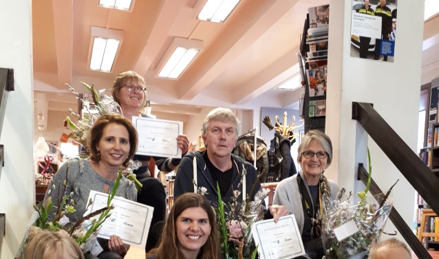 Deze vrijwilligers gaan helpen bij gezinnen.