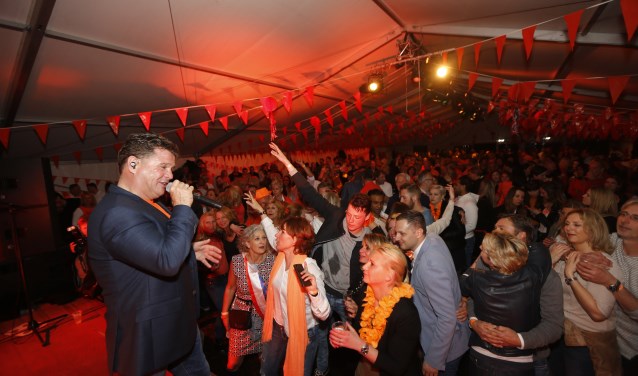 Vorig jaar zorgde Wolter Kroes onder andere voor een feestje.