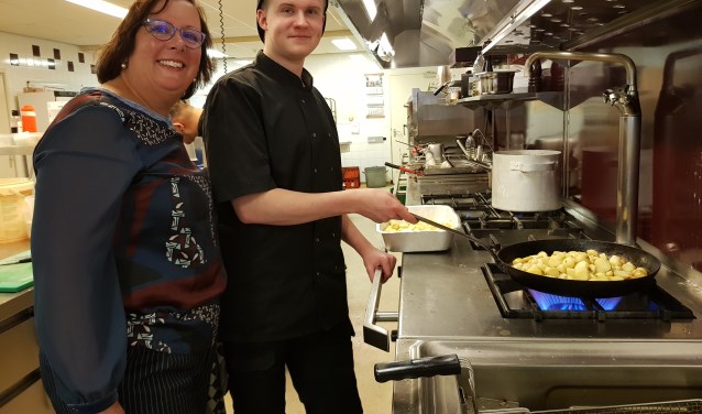 Wethouder Mieke van Ginkel samen met Martin.