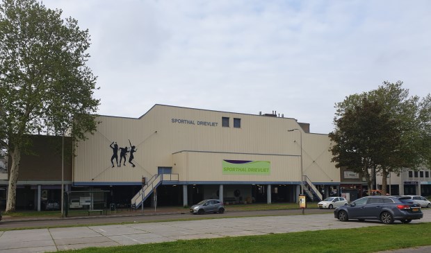 De sloopplannen voor sporthal Drievliet zijn van de baan