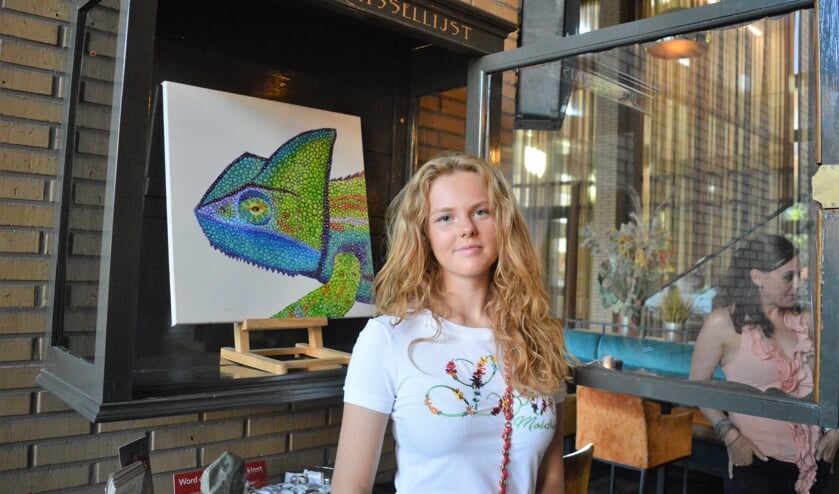 Babette Hamstra heeft een kleurrijk werk in de Burgerwissellijst