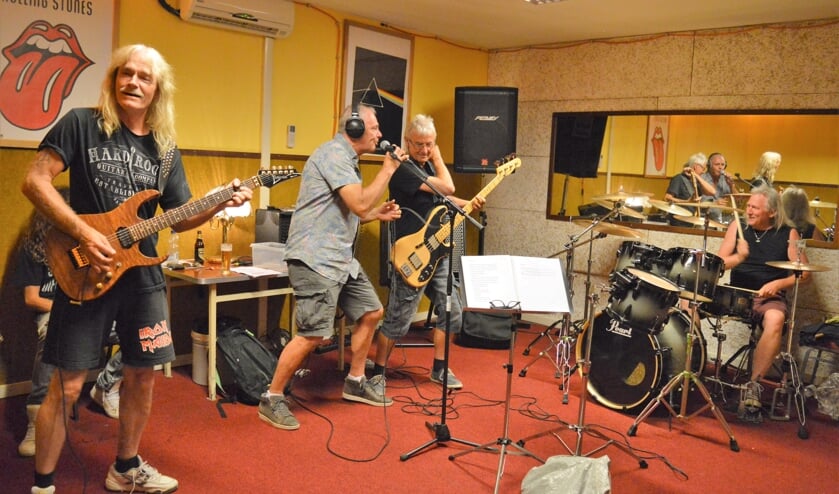 Picture in de oefenruimte van Get Rhythm