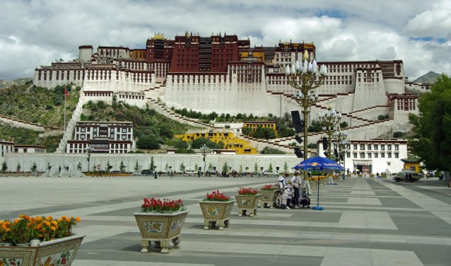 Het paleis van de Dalai Lama in Lhasa | Fotonummer: 204a66