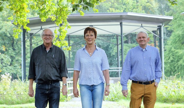 Vlnr: Paul van de Walle, Ans van de Kerkhof en Harry Fransen | Fotonummer: 42b136