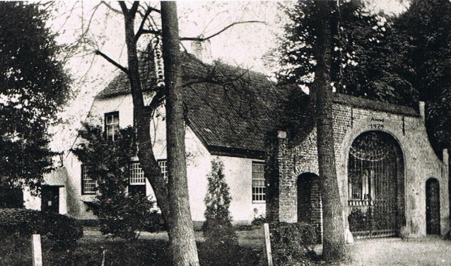 Huize 'Ribbius' met oude poort | Fotonummer: b59fe4