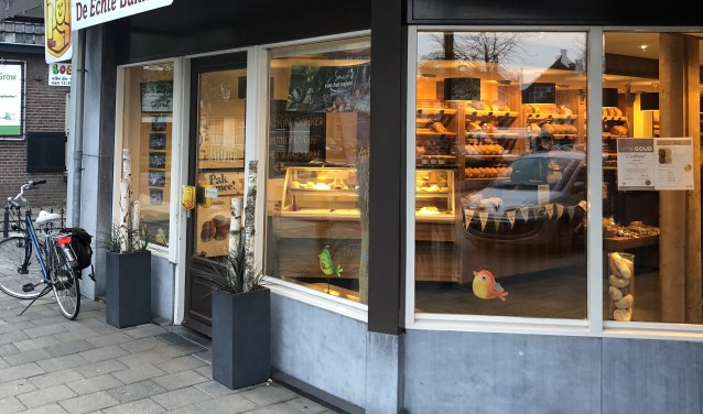 Het pand waar voorheen Bakkerij van de Mortel zat, wordt overgenomen door Bakkerij 't Bakkertje | Fotonummer: e24c44
