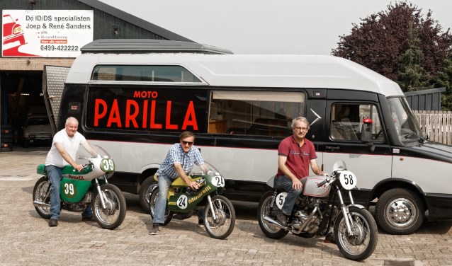Joep, Pieter en Rene Sanders op de motoren | Fotonummer: bf75df