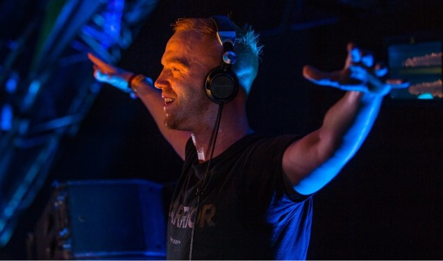 Hardstyle DJ B-Front | Fotonummer: 56d0a0