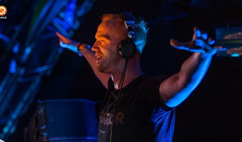 Hardstyle DJ B-Front | Fotonummer: 56d0a0