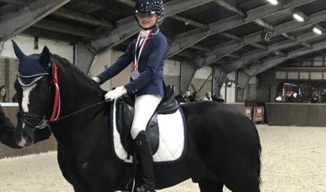 Claire Vermaes met haar pony Matcho ‘D’ van Prinsenhof’s | Fotonummer: 664cd3