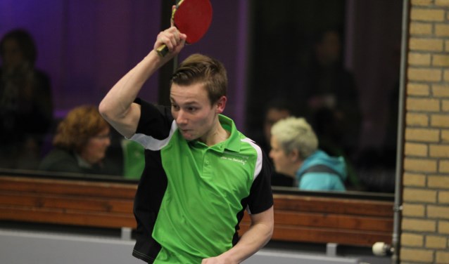 Bert Coolen speelt 100% | Fotonummer: 71a130