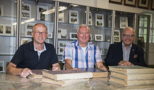 Vlnr: Jan Dekkers, Guido Klessens en Louis Doomernik | Fotonummer: d78473