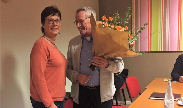 Voorzitter Ans van de Kerkhof en Wies Rooijakkers | Fotonummer: 2ea786