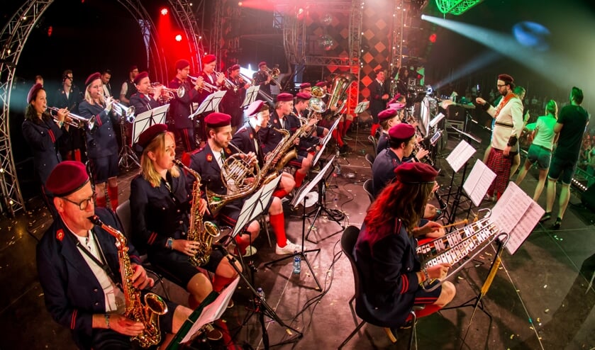 De Leonardus Fanfare uit Beek en Donk op Paaspop | Fotonummer: e48b08