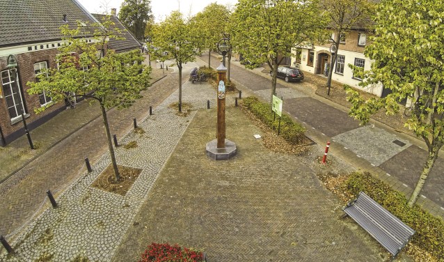 Een deel van het Heuvelplein in Beek en Donk | Fotonummer: a89cb8