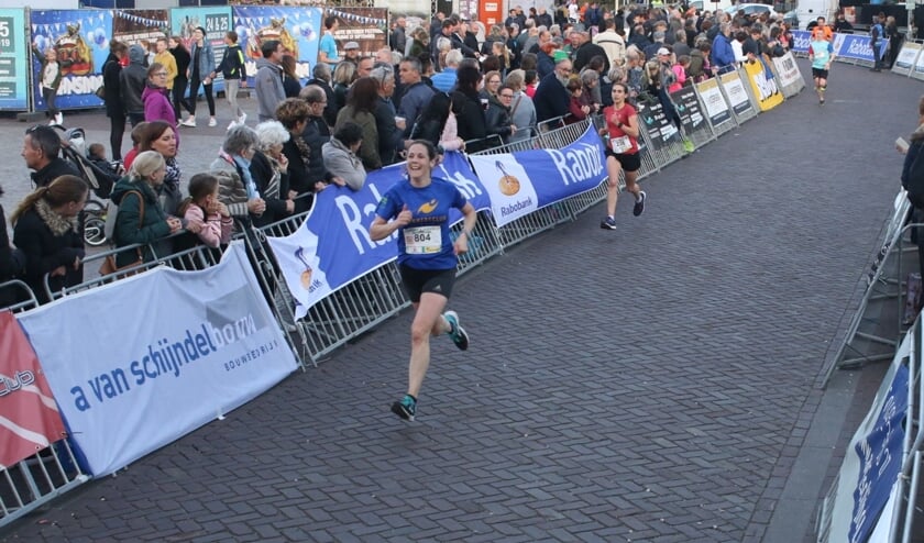 Anne Smeets op weg naar de finish in Gemert | Fotonummer: af8fc2