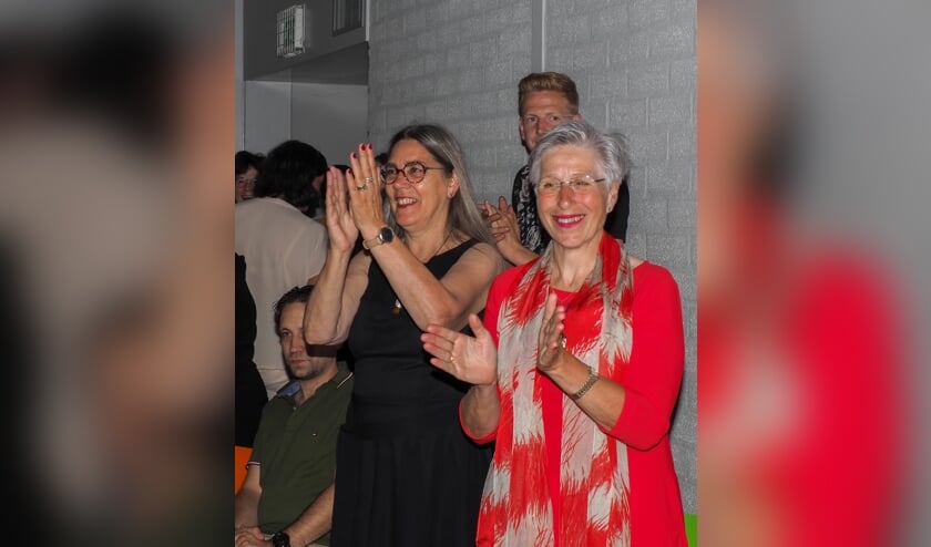 Wilma (l) en Maria (r) namen na vele jaren deze week afscheid van De Raagten | Fotonummer: e60758