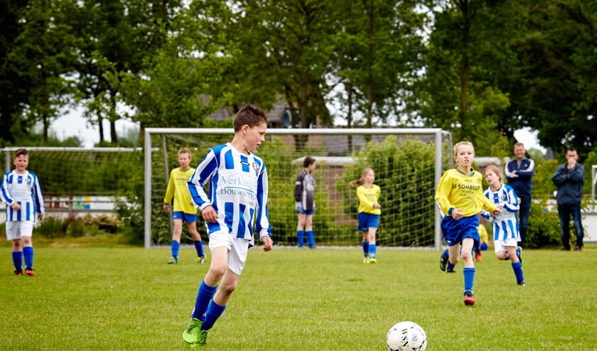 Tijdens jeugdwedstrijden, -trainingen en andere jeugdactiviteiten mag er niet meer gerookt worden op de Laarbeekse sportparken | Fotonummer: 7c4bba