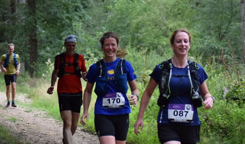 Voorop Annelie Jacobs met daarachter Rianne van Eerd | Fotonummer: 0a8356