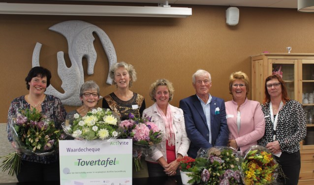 Met vereende krachten werd een Tovertafel mogelijk gemaakt. | Foto: PR