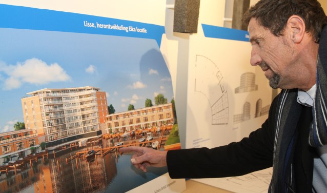 Begin dit jaar konden belangstellenden de plannen van Van Erk met het Elka-terrein komen bekijken tijdens een informatieavond. | Foto: archief Arie in 't Veld