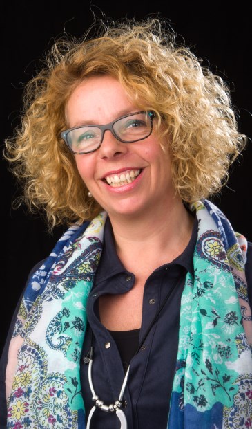 Marcia de Groot is vrijwilligerscoördinatrice voor het Adamas. Ze nodigt mensen uit Hillegom en Lisse uit om zich aan te melden als vrijwilliger.