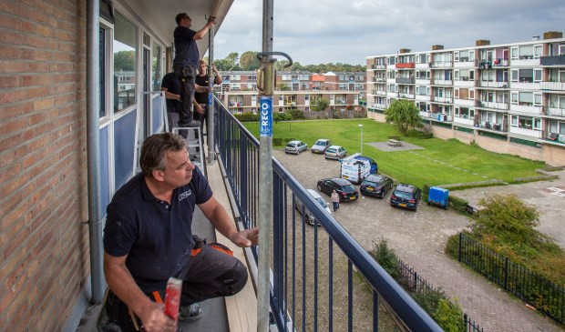KBM is vandaag gestart met het stutten van de galerijen.