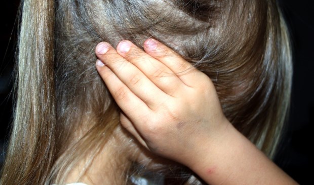 Kinderen krijgen veel mee van een scheiding, zeker als die gepaard gaat met ruzies. Het webinar geeft tips hoe je kinderen het best kunt begeleiden tijdens een scheiding.