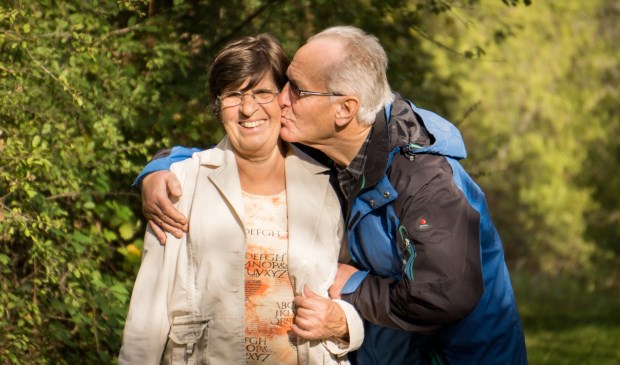 Zoek je een vriend of vriendin, voor zo maar een dagje uit, of voor meer dan alleen vriendschap? Doe dan mee aan de speeddate voor 60-plussers!