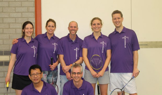 Het kampioensteam bestaat uit de vaste spelers Tessa Schild, Nienke Berkhoudt, Pepijn van Empelen (captain), Hilde van Dijk, Martin Woudstra, Gunawan Kirana en Ronald Kluivers. Op de foto ontbreken de invalspelers Wim Koree en Maureen Westerkamp.