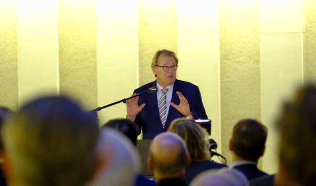 Jaap Smit zegt verheugd te zijn dat hij Zuid-Holland veel mensen ontmoet die er met elkaar iets van willen maken. "Politici, bestuurders en vertegenwoordigers uit het maatschappelijk middenveld. Mensen van goede wil die hun schouders eronder zetten en niet wegzinken in een moeras van chagrijn en ontevredenheid." | Foto PR