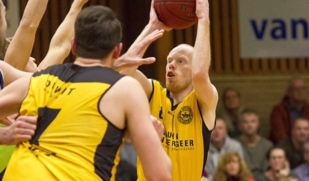 Joey Schelvis was met 33 punten niet te stoppen in Leiden. | Foto: Wim Kulk