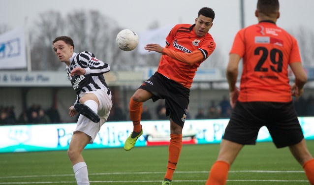 Damianoi Schet tekende voor het eerste doelpunt. | Foto: OrangePictures