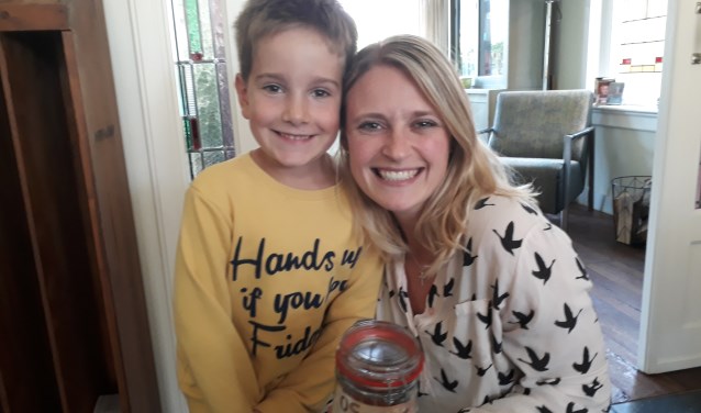 Rosita is blij met de bijdrage van Joël.