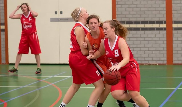 BVL met Mylou Roos in de aanval. | Foto: J.P. Kranenburg
