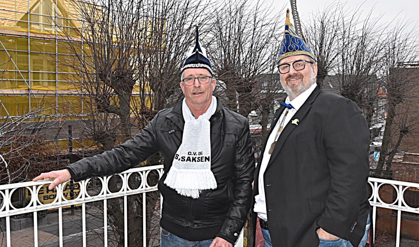 Johan van Steijn van de Sassenheimse Saksen en Theo van Werkhoven van de Bokken uit Voorhout. | Foto: Piet van Kampen