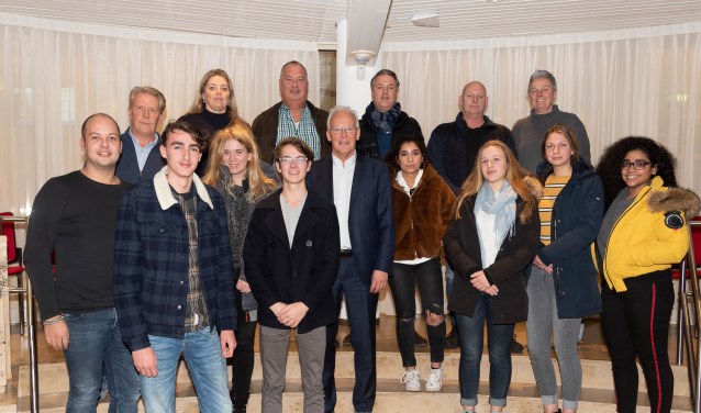 Jongeren en ondernemers op gesprek bij burgemeester Rijpstra. | Foto: PR