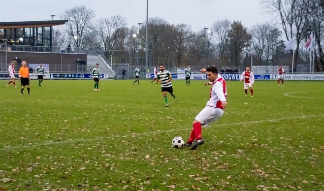 RCL probeert een aanval op te zetten.