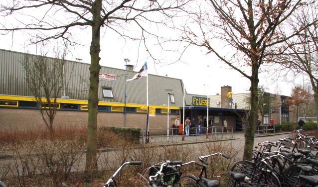 De nieuw te bouwen sporthal op Ter Specke blijft de gemoederen bezighouden.