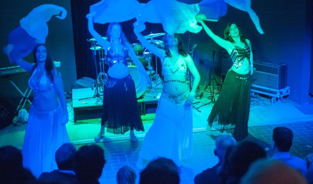 Een optreden in het WENStheater.