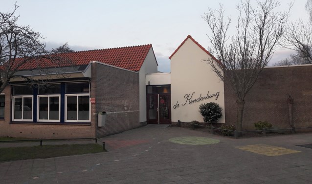 Vorig jaar vroeg het college al een voorbereidingskrediet voor de nieuwbouw van de Kinderburg. De commissie vond de plannen toen niet helder genoeg. Het college komt nu met een nieuw plan: een IKC op de locatie van de Kinderburg. | Foto: MV