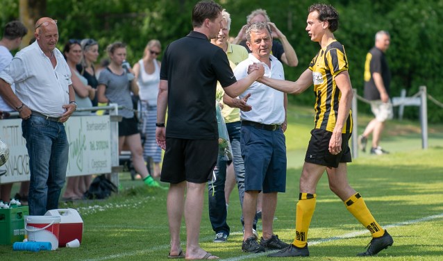 Nick Bakker kreeg, na 11 seizoenen in de selectie, een welverdiende publiekswissel. | Foto lichtenbeldfoto.nl