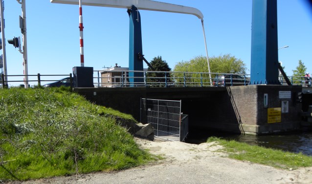 Volgende week worden de werkzaamheden hervat en krijgen de Rijnsburgers 'hun eigen boulevard'. | Foto: CvdS.