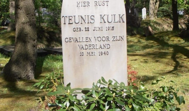 Het monumentale grafmonument van Teun Kulk op begraafplaats Duinhof. | Foto: Nico Groen