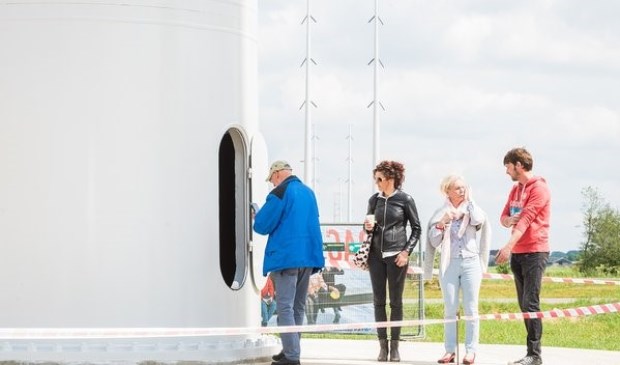 Op de Dag van de Bouw is het mogelijk de nieuwe hoogspanningsmasten van Tennet van dichtbij te zien.