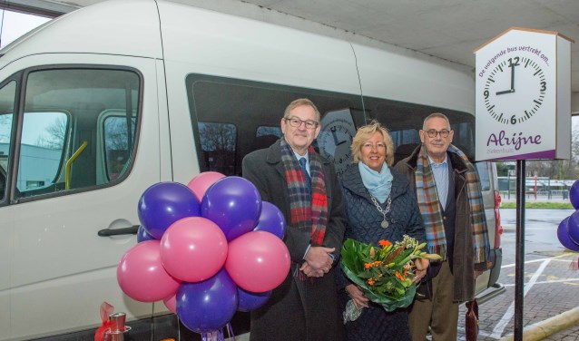 Zeven maanden na de feestelijke eerste rit van de pendelbus, op 5 december 2017, stopt de service vanwege gebrek aan belangstelling. | Archieffoto