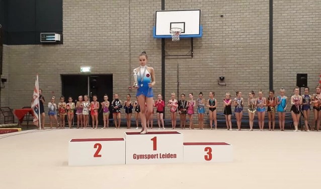 Matilde Monteleone uit Oegstgeest is Leids Kampioen geworden in de discipline Ritmische Gymnastiek.