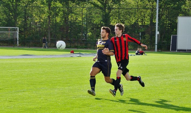 FC Oegstgeest wist de eerste 'Strijd om de Vos' met 3 - 0 te winnen. | Foto Willemien Timmers