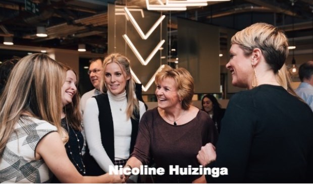 Nicoline Huizinga (1968) is business coach, trainer, spreker en communicatie-expert. Ze helpt ondernemers om op te vallen in een overvolle markt door zichzelf te zijn en daarbij optimaal gebruik te maken van hun talent. | Foto: pr./business women teylingen