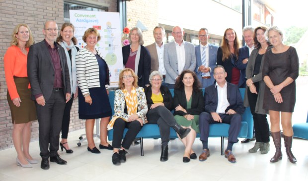 De ondertekenaars van het convenant aardgasvrij.